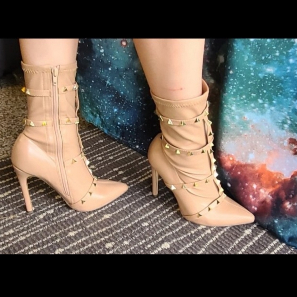 Tan Pyramid-Stud Pointed Toe Stiletto Ankle Boots